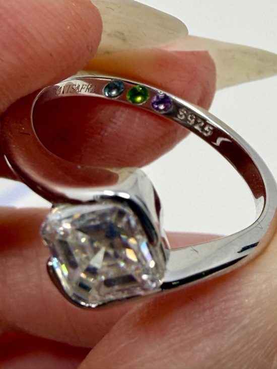 1.25 tcw Moissanite Asscher Cut Solitaire Ring and Moissanite Chevron Band Set - Picture 4 of 12